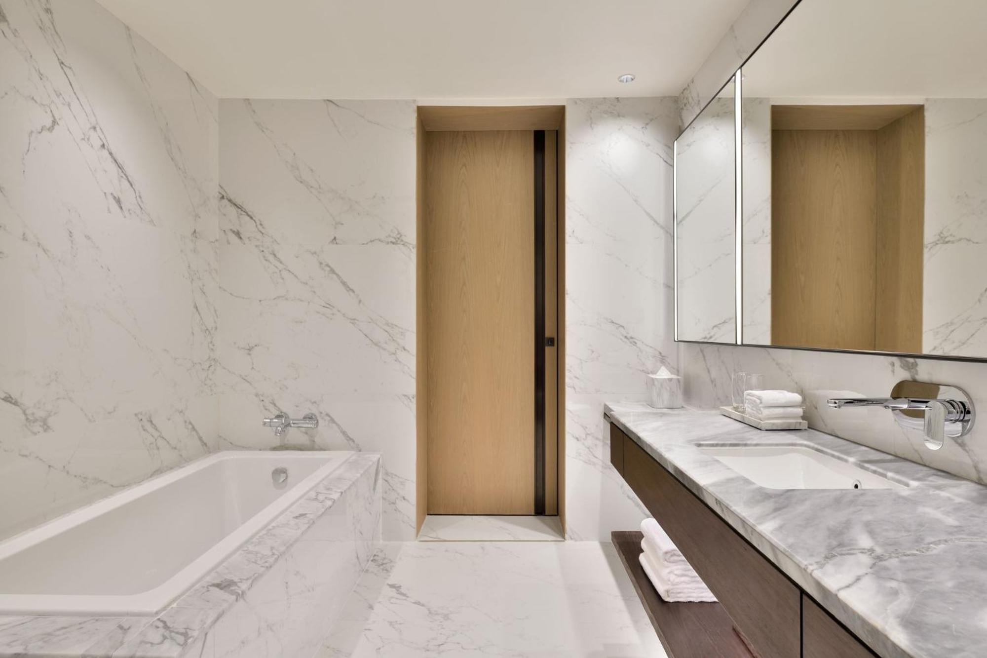 Courtyard By Marriott Gorakhpur Hotell Eksteriør bilde
